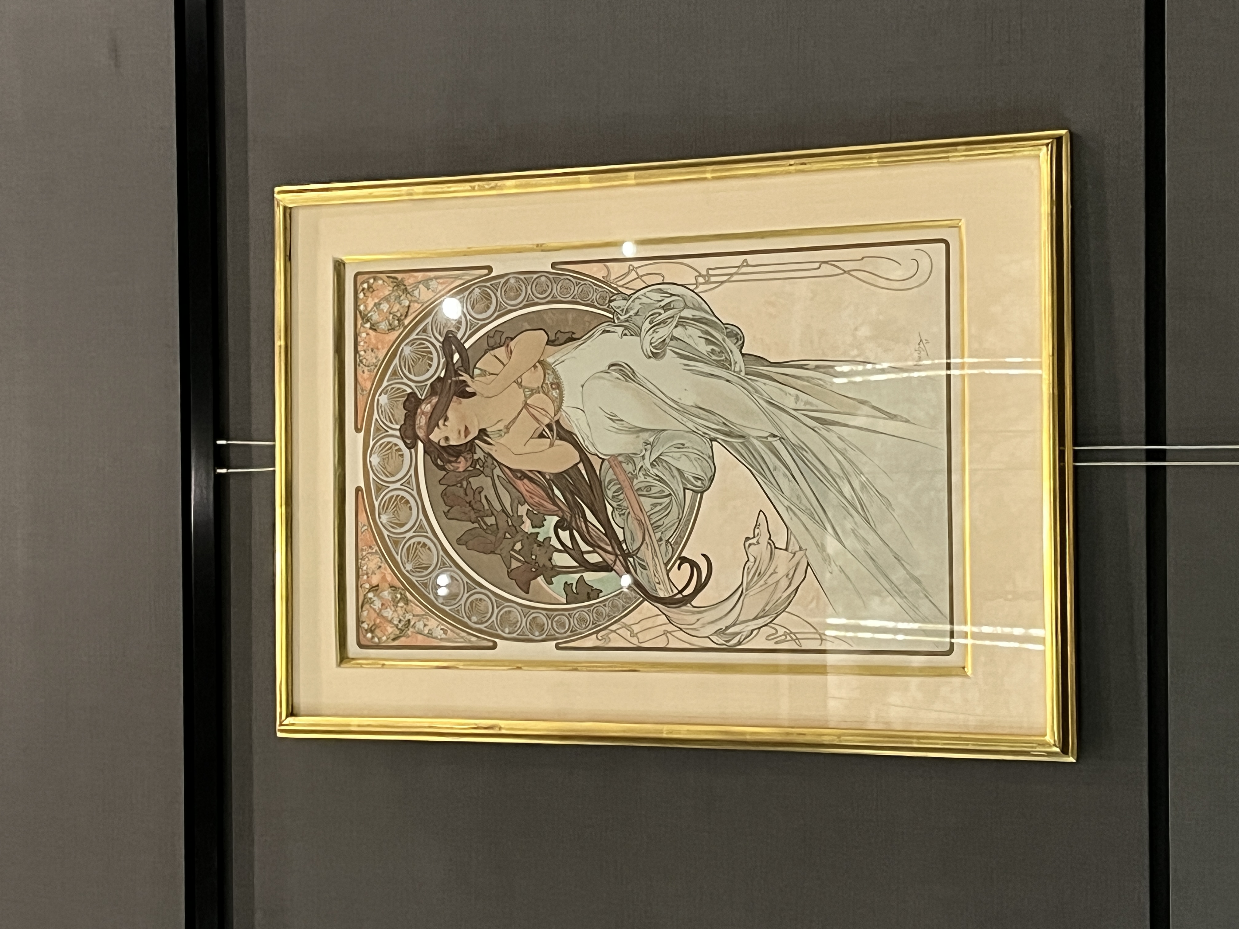 Les Art (Poetry, Dance, Painting, Music)